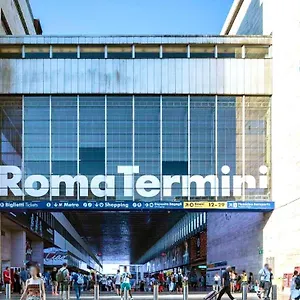 Termini Station Holidays Рим